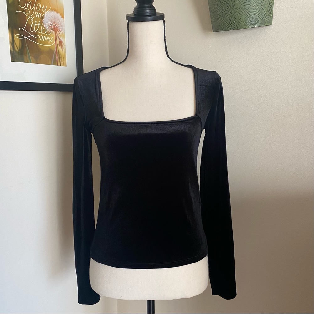 Forever 21 Black Velour Top